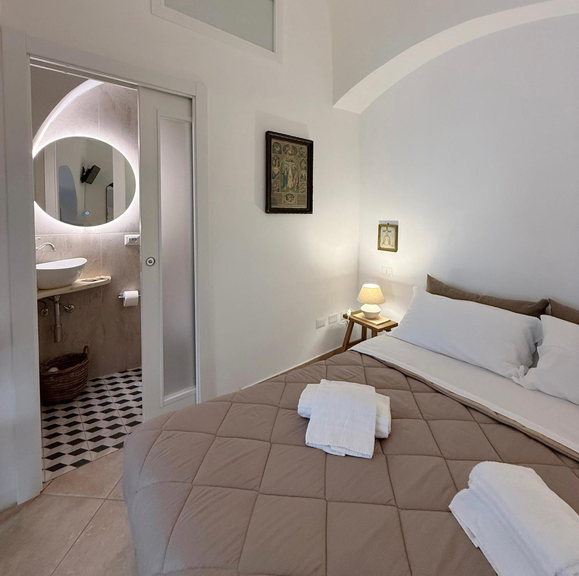 Dimora Santa Domenica Bed and Breakfast Scorrano  Buitenkant foto